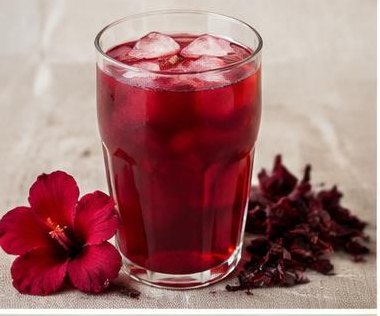 Chá Gelado de Hibisco e Frutas