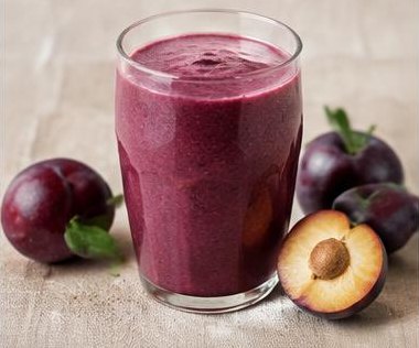 Vitamina de Ameixa e Leite